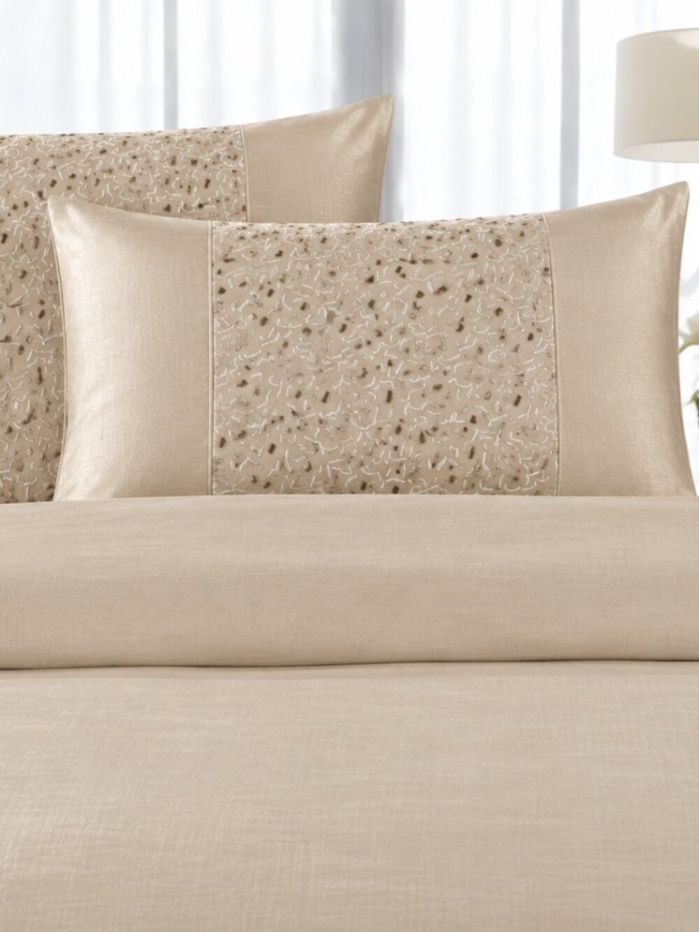 NWOT Hotel Collection Luxury Textured Embroidered Pillowcases Shams Set 2 Standa